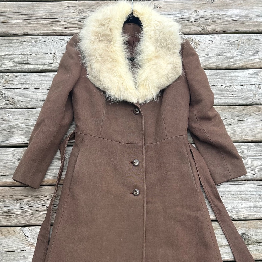 Vintage 60s Wool Coat w/ Fur Collar Pure Virgin Wool Belted Brown Long Coat Anna